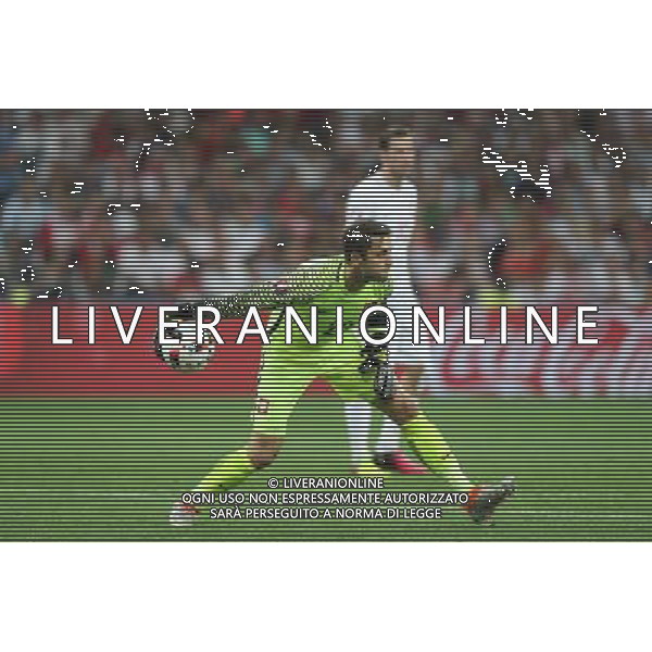 MARSYLIA 30.06.2016 MECZ CWIERCFINAL 1/4 FINALU MISTRZOSTW EUROPY 2016: POLSKA - PORTUGALIA --- QUARTERFINAL 1/4 FINAL UEFA EURO 2016 MATCH IN MARSEILLE: POLAND - PORTUGAL LUKASZ FABIANSKI FOT. PIOTR KUCZA/NEWSPIX.PL --- Newspix.pl