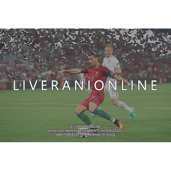 MARSYLIA 30.06.2016 MECZ CWIERCFINAL 1/4 FINALU MISTRZOSTW EUROPY 2016: POLSKA - PORTUGALIA --- QUARTERFINAL 1/4 FINAL UEFA EURO 2016 MATCH IN MARSEILLE: POLAND - PORTUGAL CRISTIANO RONALDO KAMIL GLIK FOT. PIOTR KUCZA/NEWSPIX.PL --- Newspix.pl 30 -06-2016 MARSIGLIA EURO 2016 QUARTI DI FINALE POLONIA -PORTOGALLO AG ALDO LIVERANI SAS ONLY ITALY *** Local Caption *** www.newspix.pl mail us: info@newspix.pl call us: 0048 022 23 22 222 --- Polish Picture Agency by Ringier Axel Springer Poland