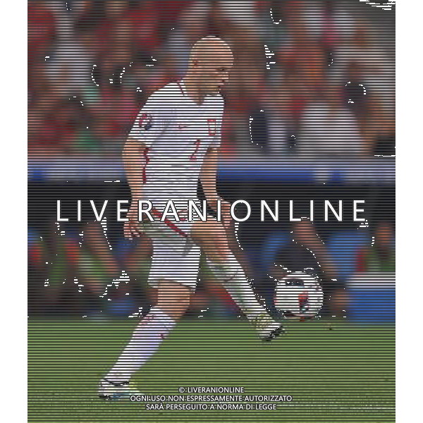 2016.06.30 Marsylia Marseille Pilka nozna Euro 2016 mecz cwiercfinal Polska - Portugalia N/z Michal Pazdan Foto Norbert Barczyk / PressFocus 2016.06.30 Marsylia Marseille Football UEFA Euro 2016 quarter finals Poland and Portugal Michal Pazdan Credit: Norbert Barczyk / PressFocus / NEWSPIX.PL --- Newspix.pl 30 -06-2016 MARSIGLIA EURO 2016 QUARTI DI FINALE POLONIA -PORTOGALLO AG ALDO LIVERANI SAS ONLY ITALY *** Local Caption *** www.newspix.pl mail us: info@newspix.pl call us: 0048 022 23 22 222 --- Polish Picture Agency by Ringier Axel Springer Poland