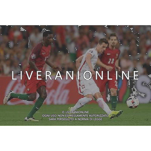 2016.06.30 Marsylia Marseille Pilka nozna Euro 2016 mecz cwiercfinal Polska - Portugalia N/z Arkadiusz Milik, Adrien Silva Foto Lukasz Laskowski / PressFocus 2016.06.30 Marsylia Marseille Football UEFA Euro 2016 quarter finals Poland and Portugal Arkadiusz Milik, Adrien Silva Credit: Lukasz Laskowski / PressFocus / NEWSPIX.PL --- Newspix.pl 30 -06-2016 MARSIGLIA EURO 2016 QUARTI DI FINALE POLONIA -PORTOGALLO AG ALDO LIVERANI SAS ONLY ITALY *** Local Caption *** www.newspix.pl mail us: info@newspix.pl call us: 0048 022 23 22 222 --- Polish Picture Agency by Ringier Axel Springer Poland