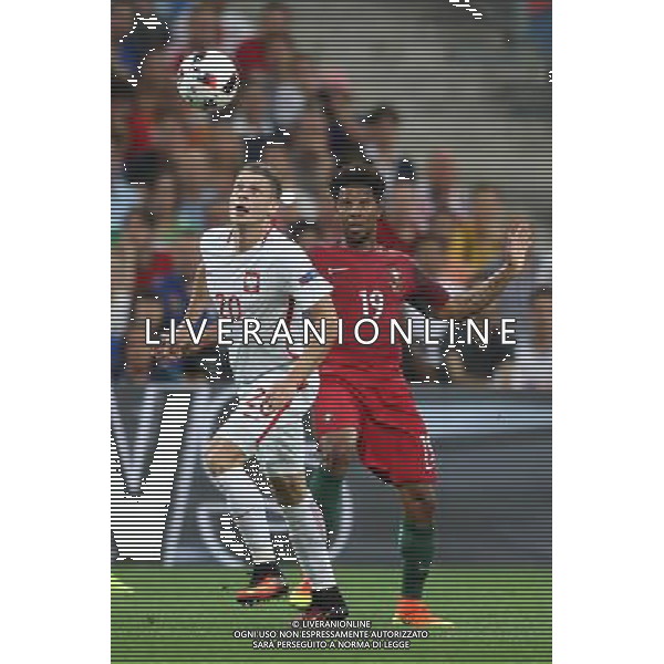 MARSYLIA 30.06.2016 MECZ CWIERCFINAL 1/4 FINALU MISTRZOSTW EUROPY 2016: POLSKA - PORTUGALIA --- QUARTERFINAL 1/4 FINAL UEFA EURO 2016 MATCH IN MARSEILLE: POLAND - PORTUGAL LUKASZ PISZCZEK ELISEU FOT. PIOTR KUCZA/NEWSPIX.PL --- Newspix.pl 30 -06-2016 MARSIGLIA EURO 2016 QUARTI DI FINALE POLONIA -PORTOGALLO AG ALDO LIVERANI SAS ONLY ITALY *** Local Caption *** www.newspix.pl mail us: info@newspix.pl call us: 0048 022 23 22 222 --- Polish Picture Agency by Ringier Axel Springer Poland