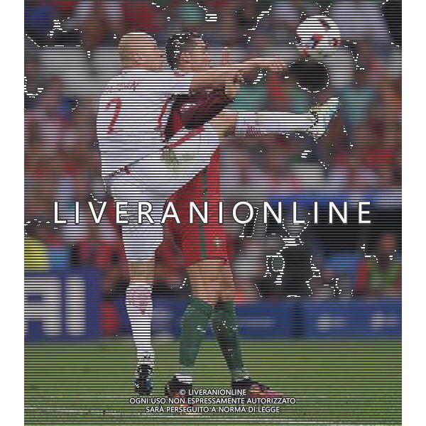 2016.06.30 Marsylia Marseille Pilka nozna Euro 2016 mecz cwiercfinal Polska - Portugalia N/z Bruno Alves, Arkadiusz Milik Foto Norbert Barczyk / PressFocus 2016.06.30 Marsylia Marseille Football UEFA Euro 2016 quarter finals Poland and Portugal Bruno Alves, Arkadiusz Milik Credit: Norbert Barczyk / PressFocus / NEWSPIX.PL --- Newspix.pl 30 -06-2016 MARSIGLIA EURO 2016 QUARTI DI FINALE POLONIA -PORTOGALLO AG ALDO LIVERANI SAS ONLY ITALY *** Local Caption *** www.newspix.pl mail us: info@newspix.pl call us: 0048 022 23 22 222 --- Polish Picture Agency by Ringier Axel Springer Poland