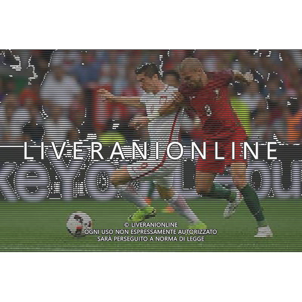 2016.06.30 Marsylia Marseille Pilka nozna Euro 2016 mecz cwiercfinal Polska - Portugalia N/z Robert Lewandowski, Pepe Foto Lukasz Laskowski / PressFocus 2016.06.30 Marsylia Marseille Football UEFA Euro 2016 quarter finals Poland and Portugal Robert Lewandowski, Pepe Credit: Lukasz Laskowski / PressFocus / NEWSPIX.PL --- Newspix.pl 30 -06-2016 MARSIGLIA EURO 2016 QUARTI DI FINALE POLONIA -PORTOGALLO AG ALDO LIVERANI SAS ONLY ITALY *** Local Caption *** www.newspix.pl mail us: info@newspix.pl call us: 0048 022 23 22 222 --- Polish Picture Agency by Ringier Axel Springer Poland