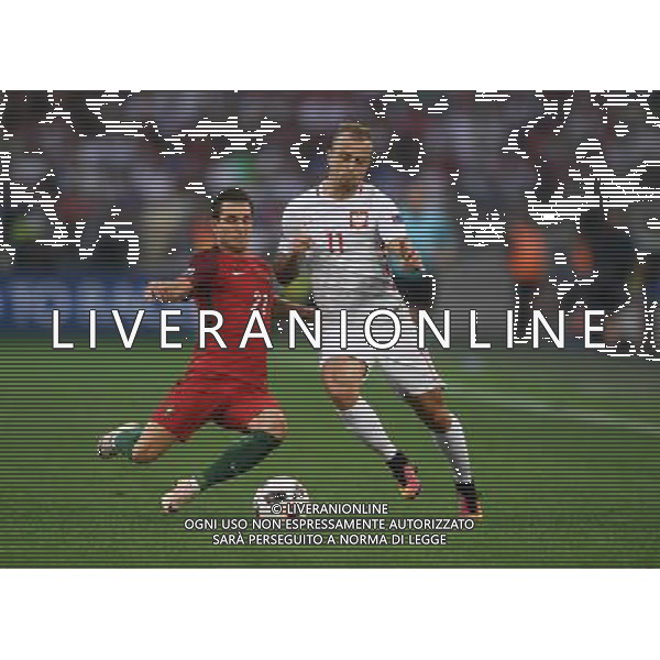 2016.06.30 Marsylia Marseille Pilka nozna Euro 2016 mecz cwiercfinal Polska - Portugalia N/z Cedric, Kamil Grosicki Foto Lukasz Laskowski / PressFocus 2016.06.30 Marsylia Marseille Football UEFA Euro 2016 quarter finals Poland and Portugal Cedric, Kamil Grosicki Credit: Lukasz Laskowski / PressFocus / NEWSPIX.PL --- Newspix.pl 30 -06-2016 MARSIGLIA EURO 2016 QUARTI DI FINALE POLONIA -PORTOGALLO AG ALDO LIVERANI SAS ONLY ITALY *** Local Caption *** www.newspix.pl mail us: info@newspix.pl call us: 0048 022 23 22 222 --- Polish Picture Agency by Ringier Axel Springer Poland