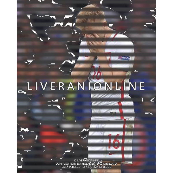 2016.06.30 Marsylia Marseille Pilka nozna Euro 2016 mecz cwiercfinal Polska - Portugalia N/z Jakub Blaszczykowski smutek, nie strzelony rzut karny Foto Norbert Barczyk / PressFocus 2016.06.30 Marsylia Marseille Football UEFA Euro 2016 quarter finals Poland and Portugal Jakub Blaszczykowski smutek, nie strzelony rzut karny Credit: Norbert Barczyk / PressFocus / NEWSPIX.PL --- Newspix.pl AG ALDO LIVERANI SAS ONLY ITALY MARSIGLIA- 30-06-2016 QUARTI DI FINALE POLONIA PORTOGALLO *** Local Caption *** www.newspix.pl mail us: info@newspix.pl call us: 0048 022 23 22 222 --- Polish Picture Agency by Ringier Axel Springer Poland