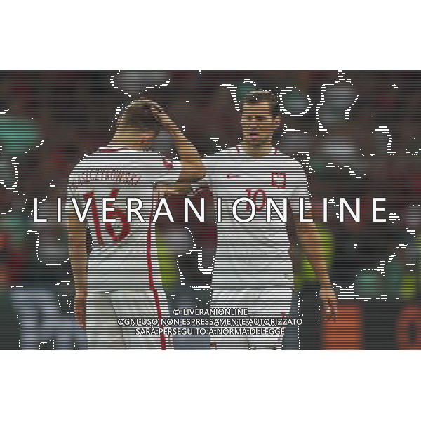 30.06.2016, Marsylia, pilka nozna, mistrzostwa Europy w pilce noznej, UEFA EURO 2016, Polska - Portugalia , Jakub Blaszczykowski (POL), Grzegorz Krychowiak (POL) rzuty karne penalties, Poland - Portugal , European Football Championship, fot. Tomasz Jastrzebowski / Foto Olimpik / NEWSPIX.PL --- Newspix.pl AG ALDO LIVERANI SAS ONLY ITALY MARSIGLIA- 30-06-2016 QUARTI DI FINALE POLONIA PORTOGALLO *** Local Caption *** www.newspix.pl mail us: info@newspix.pl call us: 0048 022 23 22 222 --- Polish Picture Agency by Ringier Axel Springer Poland