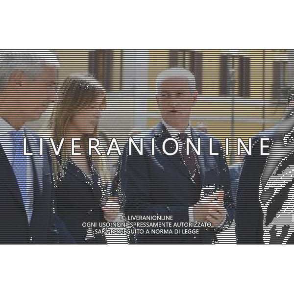 Presentazione della campagna di sensibilizzazione contro la violenza sulle donne \'... questo non Ã¨ amore\' - Roma 01.07.2016 - Piazza Montecitorio - nella foto: Franco Gabrielli e Maria Elena Boschi / Ph.Corradetti - AG ALDO LIVERANI SAS/ AGENZIA ALDO LIVERANI SAS Presentazione della campagna di sensibilizzazione contro la violenza sulle donne \' .... questo non e\' amore\' - Roma 01.07.2016