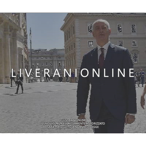Presentazione della campagna di sensibilizzazione contro la violenza sulle donne \'... questo non Ã¨ amore\' - Roma 01.07.2016 - Piazza Montecitorio - nella foto: Franco Gabrielli / Ph.Corradetti - AG ALDO LIVERANI SAS/ AGENZIA ALDO LIVERANI SAS Presentazione della campagna di sensibilizzazione contro la violenza sulle donne \' .... questo non e\' amore\' - Roma 01.07.2016