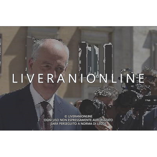 Presentazione della campagna di sensibilizzazione contro la violenza sulle donne \'... questo non Ã¨ amore\' - Roma 01.07.2016 - Piazza Montecitorio - nella foto: Franco Gabrielli / Ph.Corradetti - AG ALDO LIVERANI SAS/ AGENZIA ALDO LIVERANI SAS Presentazione della campagna di sensibilizzazione contro la violenza sulle donne \' .... questo non e\' amore\' - Roma 01.07.2016