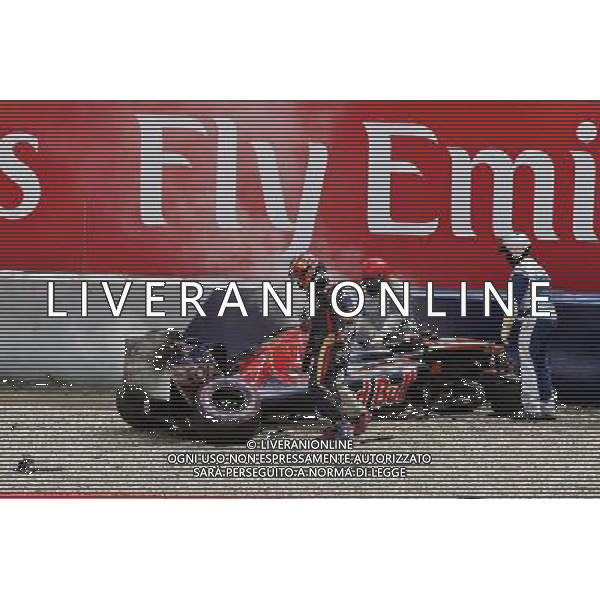 Daniil Kvyat (RUS) Scuderia Toro Rosso STR11 crashed in qualifying. 02.07.2016. Formula 1 World Championship, Rd 9, Austrian Grand Prix, Spielberg, Austria, Qualifying Day. / AGENZIA ALDO LIVERANI SAS - ITALY ONLY EDITORIAL USE ONLY 