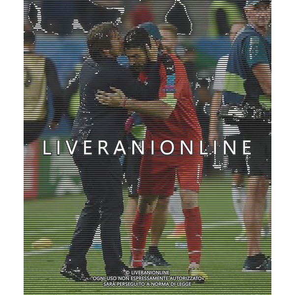 UEFA Francia EURO 2016 Final Tournament Quarter Finals Bordeaux - 02.07.2016 Germania-Italia Nella Foto: antonio conte incoraggia gianluigi buffon prima dei rigori /Ph.Vitez-Ag. Aldo Liverani