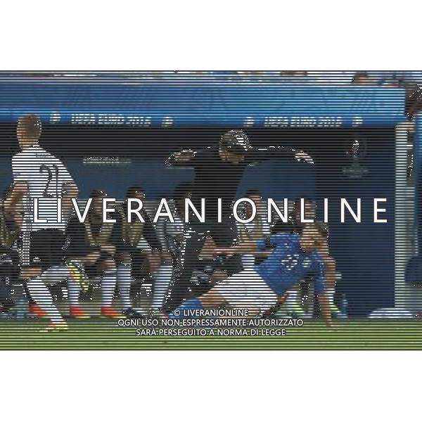BORDEAUX 02.07.2016 MECZ CWIERCFINAL 1/4 FINALU MISTRZOSTW EUROPY 2016: NIEMCY - WLOCHY --- QUARTERFINAL 1/4 FINAL UEFA EURO 2016 MATCH: GERMANY - ITALY JOACHIM LOW EMANUELE GIACCHERINI FOT. PIOTR KUCZA/NEWSPIX.PL --- Newspix.pl AG ALDO LIVERANI SAS ONLY ITALY *** Local Caption *** www.newspix.pl mail us: info@newspix.pl call us: 0048 022 23 22 222 --- Polish Picture Agency by Ringier Axel Springer Poland