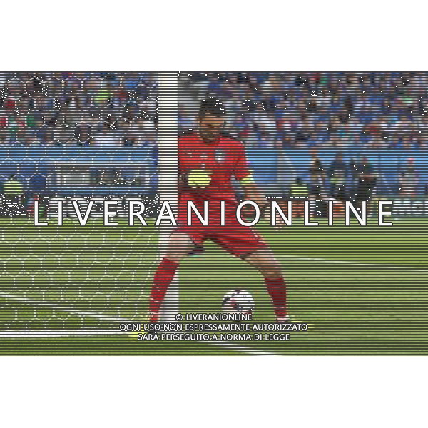 BORDEAUX 02.07.2016 MECZ CWIERCFINAL 1/4 FINALU MISTRZOSTW EUROPY 2016: NIEMCY - WLOCHY --- QUARTERFINAL 1/4 FINAL UEFA EURO 2016 MATCH: GERMANY - ITALY GIANLUIGI BUFFON FOT. PIOTR KUCZA/NEWSPIX.PL --- Newspix.pl AG ALDO LIVERANI SAS ONLY ITALY *** Local Caption *** www.newspix.pl mail us: info@newspix.pl call us: 0048 022 23 22 222 --- Polish Picture Agency by Ringier Axel Springer Poland