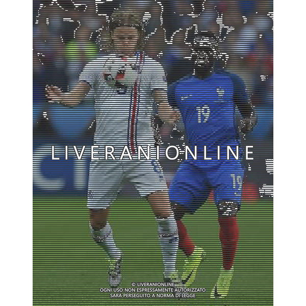 UEFA Francia EURO 2016 Final Tournament Quarter Finals Parigi Saint-Denis - 03.07.2016 Francia-Islanda Nella Foto:Bjarnason Birkir-Sagna Bacary /Ph.Vitez-Ag. Aldo Liverani