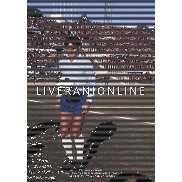 RETROSPETTIVA GIUSEPPE WILSON CALCIATORE NELLA FOTO GIUSEPPE WILSON CON LA MAGLIA DELLA LAZIO AG ALDO LIVERANI SAS