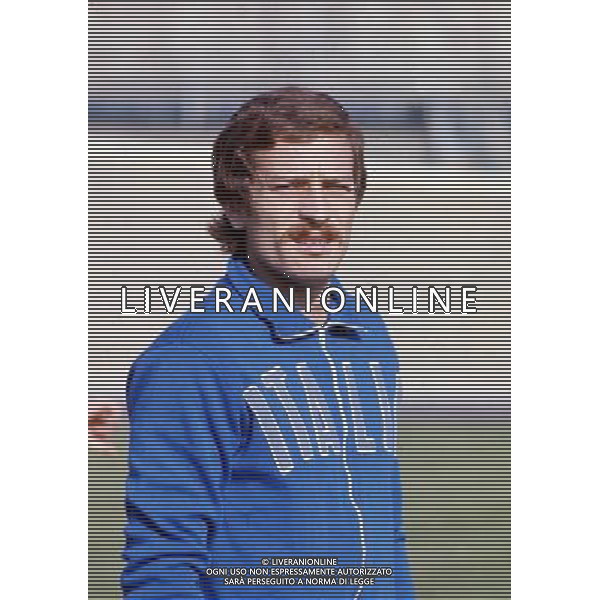 RETROSPETTIVA RENATO ZACCARELLI CALCIATORE NELLA FOTO RENATO ZACCARELLI CON LA NAZIONALE ITALIANA AG ALDO LIVERANI SAS
