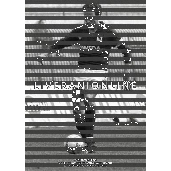 RETROSPETTIVA RENATO ZACCARELLI CALCIATORE NELLA FOTO RENATO ZACCARELLI CON LA MAGLIA DEL TORINO AG ALDO LIVERANI SAS