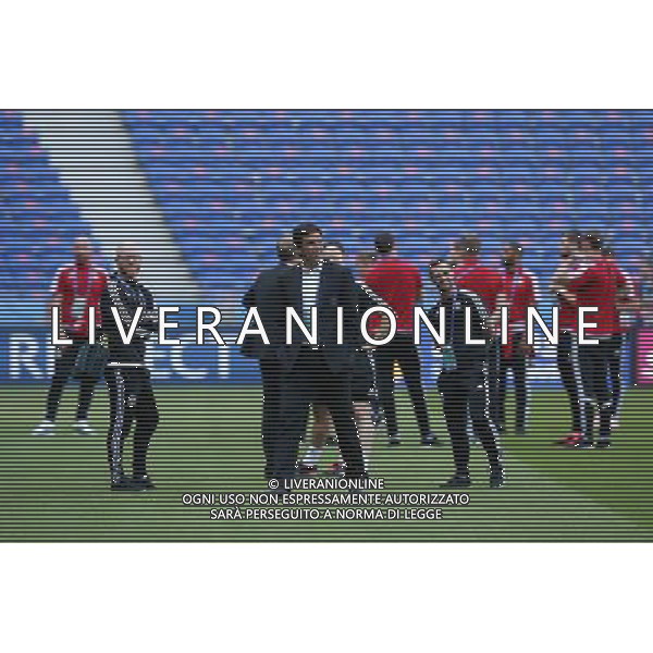 DECINES-CHARPIEU 05.07.2016 SPACER REPREZENTACJA WALIA NA EURO 2016 WE FRANCJI --- WALES FOOTBALL NATIONAL TEAM WALK IN EURO2016 CHRIS COLEMAN FOT. PIOTR KUCZA/NEWSPIX.PL --- Newspix.pl AG ALDO LIVERANI SAS ONLY ITALY *** Local Caption *** www.newspix.pl mail us: info@newspix.pl call us: 0048 022 23 22 222 --- Polish Picture Agency by Ringier Axel Springer Poland