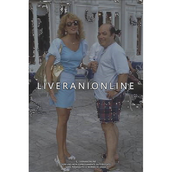 Lino Banfi, nome d\'arte di Pasquale Zagaria, attore, comico, conduttore televisivo, scrittore e sceneggiatore italiano - Retrospettiva nella foto Gabriella Carlucci nel 1985 © Archivio / AGENZIA ALDO LIVERANI SAS 