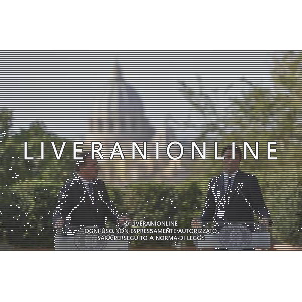 Il Presidente del Consiglio dei Ministri Matteo Renzi riceve il primo ministro svedese Stefan Lofven - Roma - 06.07.2016 - Villa Doria Pamphilj - nella foto: Matteo Renzi e Stefan Lofven durante la conferenza stampa / Ph. Corradetti - AG ALDO LIVERANI SAS / AGENZIA ALDO LIVERANI SAS 