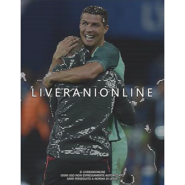 UEFA Francia EURO 2016 Final Tournament Semi-finals Lione - 06.07.2016 Portogallo-Galles Nella Foto: l\'esultanza di cristiano ronaldo che festeggia a fine gara con pepe /Ph.Vitez-Ag. Aldo Liverani