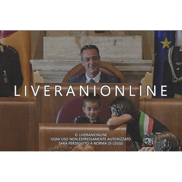 Prima seduta dellÕAssemblea Capitolina - Roma 07.07.2016 - Campidoglio - Palazzo Senatorio - Aula Giulio Cesare - nella foto: Virginia Raggi con il figlio Matteo / Ph.Corradetti - AG ALDO LIVERANI SAS