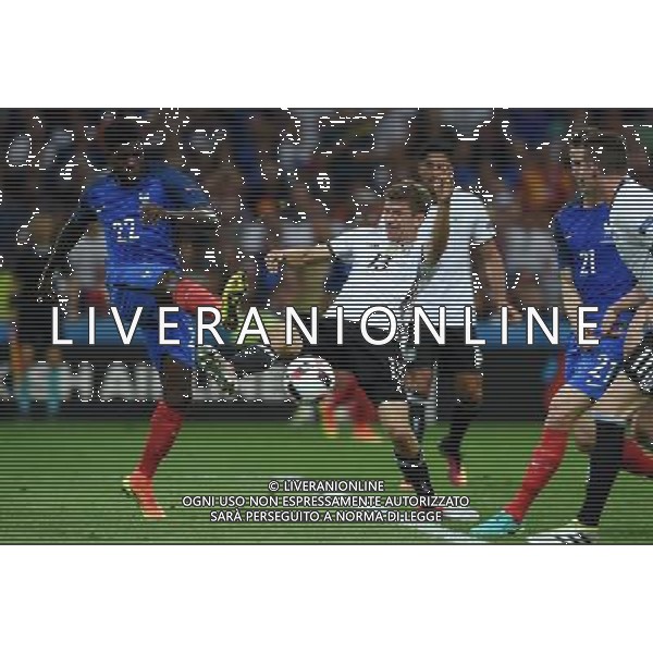 UEFA Francia EURO 2016 Final Tournament Semi-finals Marsiglia - 07.07.2016 Germania-Francia Nella Foto:umtiti anticipa muller /Ph.Vitez-Ag. Aldo Liverani