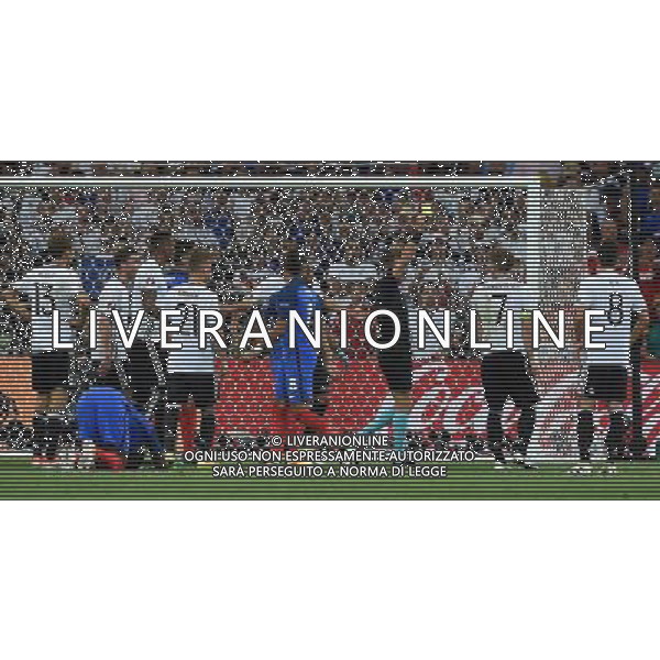 UEFA Francia EURO 2016 Final Tournament Semi-finals Marsiglia - 07.07.2016 Germania-Francia Nella Foto: arbitro rizzoli ammonisce schweinsteiger per il fallo del rigore /Ph.Vitez-Ag. Aldo Liverani