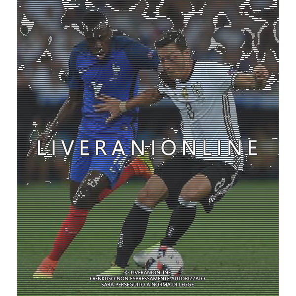 UEFA Francia EURO 2016 Final Tournament Semi-finals Marsiglia - 07.07.2016 Germania-Francia Nella Foto:ozil matuidi /Ph.Vitez-Ag. Aldo Liverani