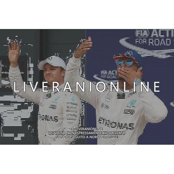 Nico Rosberg (GER) Mercedes AMG Petronas F1 W07 and Lewis Hamilton (GBR) Mercedes AMG F1 W07 . 09.07.2016. Formula 1 World Championship, Rd 10, British Grand Prix, Silverstone, England, Qualifying Day. AG ALDO LIVERANI SAS ONLY ITALY