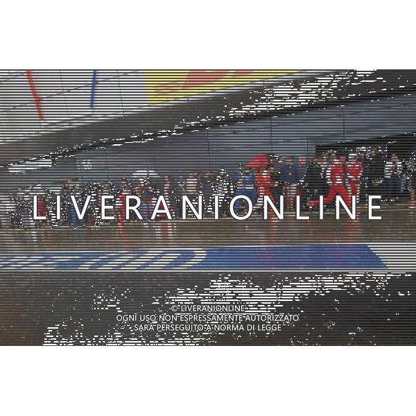 Rain falls in the pits before the start of the race. 10.07.2016. Formula 1 World Championship, Rd 10, British Grand Prix, Silverstone, England, Race Day. / AGENZIA ALDO LIVERANI SAS - ITALY ONLY EDITORIAL USE ONLY