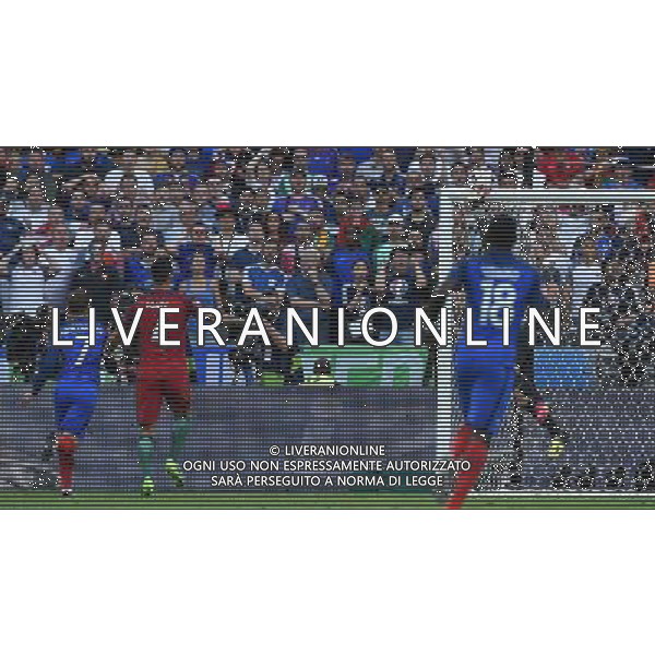UEFA Francia EURO 2016 Final Tournament Final Parigi Saint-Denis - 10.07.2016 Portogallo-Francia Nella Foto:parata di rui patricio su griezmann /Ph.Vitez-Ag. Aldo Liverani