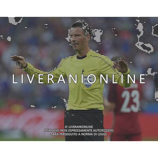 UEFA Francia EURO 2016 Final Tournament Final Parigi Saint-Denis - 10.07.2016 Portogallo-Francia Nella Foto:clattenburg arbitro /Ph.Vitez-Ag. Aldo Liverani
