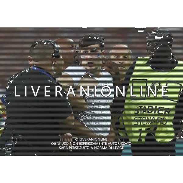 UEFA Francia EURO 2016 Final Tournament Final Parigi Saint-Denis - 10.07.2016 Portogallo-Francia Nella Foto:invasione di campo di un tifoso che viene subito fermato /Ph.Vitez-Ag. Aldo Liverani