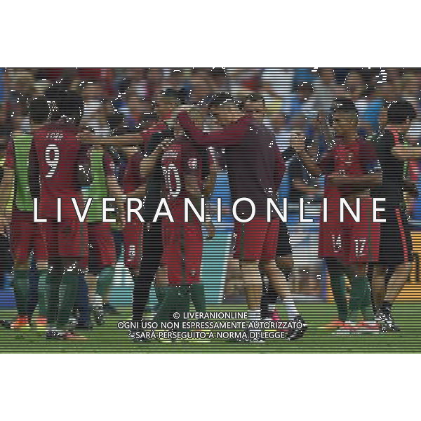 UEFA Francia EURO 2016 Final Tournament Final Parigi Saint-Denis - 10.07.2016 Portogallo-Francia Nella Foto: cristiano ronaldo incita i compagni prima del secondo tempo supplementare /Ph.Vitez-Ag. Aldo Liverani