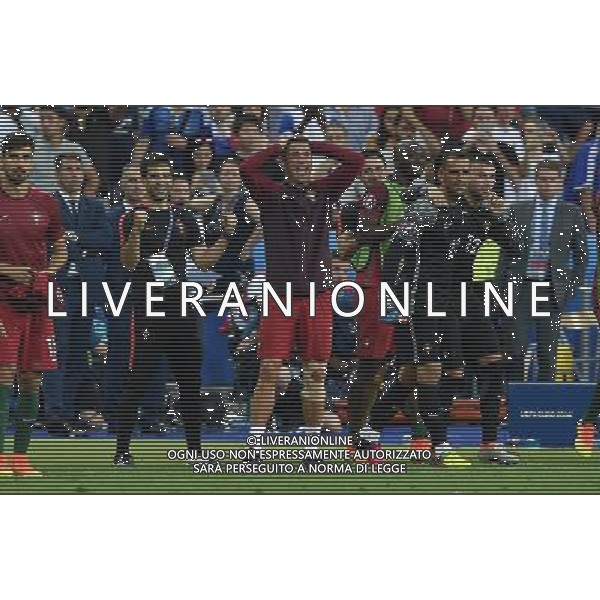UEFA Francia EURO 2016 Final Tournament Final Parigi Saint-Denis - 10.07.2016 Portogallo-Francia Nella Foto: cristiano ronaldo scatenato in panchina incita i suoi compagni in campo /Ph.Vitez-Ag. Aldo Liverani