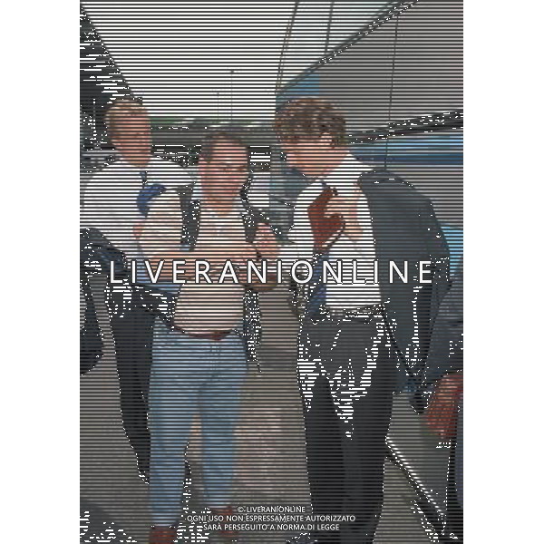 La squadra di calcio dello FC Schalke 04 al suo arrivo all\'aeroporto di Linate Milano 19/05/1997 Â© ARCHIVIO/ AGENZIA ALDO LIVERANI SAS