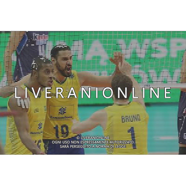 13.07.2016 KRAKOW TAURON ARENA UL. LEMA 7 ( POLAND ) SIATKOWKA MEZCZYZN ( MEN\'S VOLLEYBALL ) FINAL LIGI SWIATOWEJ 2016 - FINAL SIX ( FIVB WORLD LEAGUE FINALS KRAKOW 2016 ) MECZ BRAZYLIA - WLOCHY ( GAME BRAZIL - ITALY ) NZ (L) RICARDO LUCARELLI , (C) MAURICIO BORGES ALMEIDA SILVA , (P) BRUNO MOSSA REZENDE FOTO JAKUB PIASECKI / CYFRASPORT / NEWSPIX.PL --- Newspix.pl AG ALDO LIVERANI SAS ONLY ITALY *** Local Caption *** www.newspix.pl mail us: info@newspix.pl call us: 0048 022 23 22 222 --- Polish Picture Agency by Ringier Axel Springer Poland