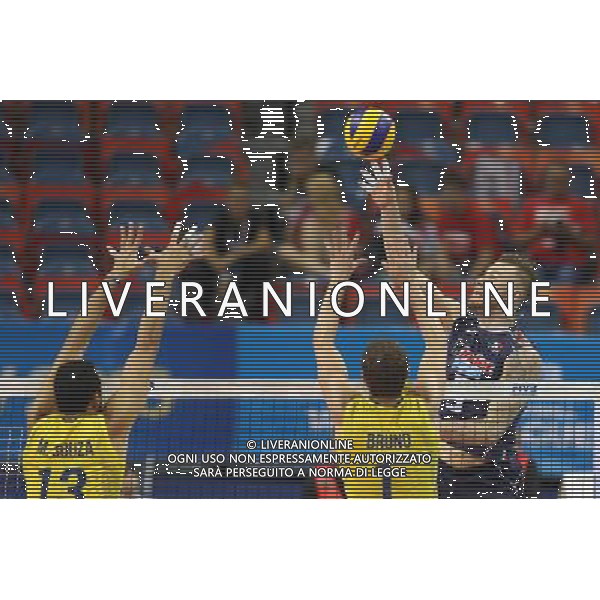 13.07.2016 KRAKOW TAURON ARENA UL. LEMA 7 ( POLAND ) SIATKOWKA MEZCZYZN ( MEN\'S VOLLEYBALL ) FINAL LIGI SWIATOWEJ 2016 - FINAL SIX ( FIVB WORLD LEAGUE FINALS KRAKOW 2016 ) MECZ BRAZYLIA - WLOCHY ( GAME BRAZIL - ITALY ) NZ ATAKUJE (P) IVAN ZAYTSEV FOTO JAKUB PIASECKI / CYFRASPORT / NEWSPIX.PL --- Newspix.pl AG ALDO LIVERANI SAS ONLY ITALY *** Local Caption *** www.newspix.pl mail us: info@newspix.pl call us: 0048 022 23 22 222 --- Polish Picture Agency by Ringier Axel Springer Poland