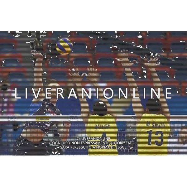 13.07.2016 KRAKOW TAURON ARENA UL. LEMA 7 ( POLAND ) SIATKOWKA MEZCZYZN ( MEN\'S VOLLEYBALL ) FINAL LIGI SWIATOWEJ 2016 - FINAL SIX ( FIVB WORLD LEAGUE FINALS KRAKOW 2016 ) MECZ BRAZYLIA - WLOCHY ( GAME BRAZIL - ITALY ) NZ (L) IVAN ZAYTSEV FOTO JAKUB PIASECKI / CYFRASPORT / NEWSPIX.PL --- Newspix.pl AG ALDO LIVERANI SAS ONLY ITALY *** Local Caption *** www.newspix.pl mail us: info@newspix.pl call us: 0048 022 23 22 222 --- Polish Picture Agency by Ringier Axel Springer Poland