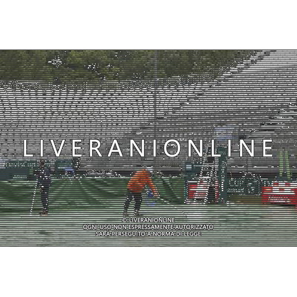 Coppa Davis, Italia vs Argentina, Quarti di finale del gruppo mondiale Davis Cup BNP Paribas, Primo giorno, 15/07/2016, nella foto: il campo da gioco, allagato, Â©Claudio Zamagni/Agenzia Aldo Liverani s.a.s.