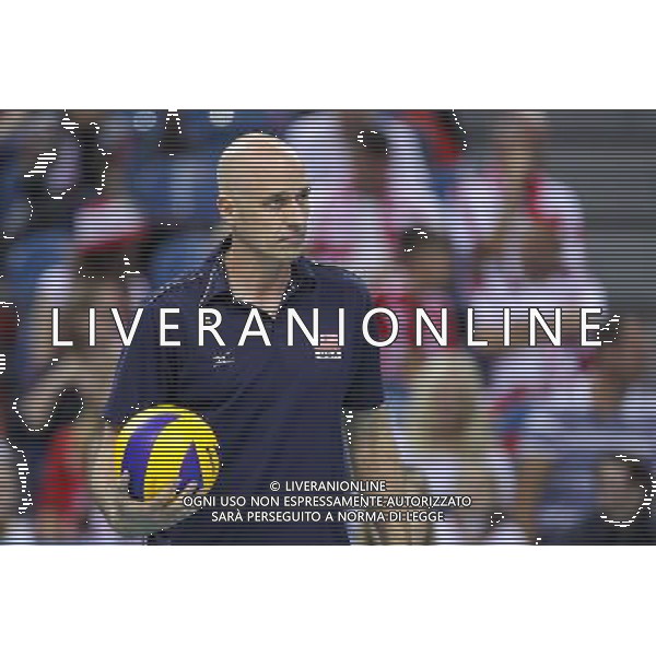 14.07.2016 KRAKOW SIATKOWKA MEZCZYZN LIGA SWIATOWA 2016 TURNIEJ FINALOWY FIVB VOLLEYBALL WORLD LEAGUE FINAL SIX 2016 MECZ USA - WLOCHY ( USA - Italy ) N/Z JOHN SPERAW - I TRENER ( HEAD COACH ) SYLWETKA FOT MACIEJ GOCLON / FOTONEWS / NEWSPIX.PL --- Newspix.pl /AGENZIA ALDO LIVERANI SAS - ITALY ONLY EDITORIAL USE ONLY USA - ITALIA Volley Men World League 2016 torneo finale FIVB VOLLEY WORLD LEAGUE FINAL SIX 2016 - CRACOVIA 14/07/2016 *** Local Caption *** www.newspix.pl mail us: info@newspix.pl call us: 0048 022 23 22 222 --- Polish Picture Agency by Ringier Axel Springer Poland