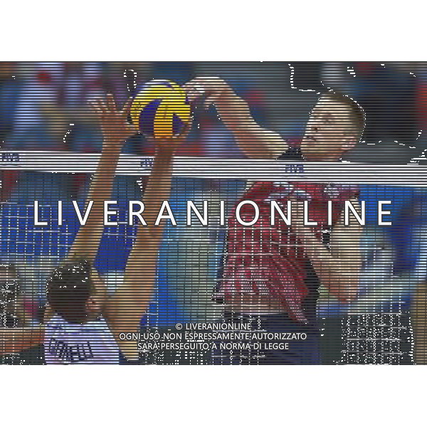 2016.07.14 Krakow Siatkowka mezczyzn Liga Swiatowa 2016 Finaly Wlochy - USA N/z David Smith (USA) Foto Lukasz Laskowski / PressFocus 2016.07.14 Krakow FIVB Volleyball World League Finals Italy vs USA David Smith (USA) Credit: Lukasz Laskowski / PressFocus / NEWSPIX.PL --- Newspix.pl /AGENZIA ALDO LIVERANI SAS - ITALY ONLY EDITORIAL USE ONLY USA - ITALIA Volley Men World League 2016 torneo finale FIVB VOLLEY WORLD LEAGUE FINAL SIX 2016 - CRACOVIA 14/07/2016 *** Local Caption *** www.newspix.pl mail us: info@newspix.pl call us: 0048 022 23 22 222 --- Polish Picture Agency by Ringier Axel Springer Poland