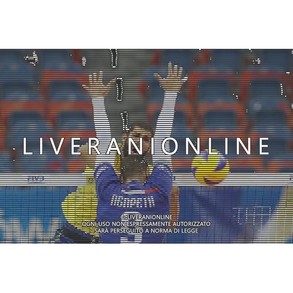 16.07.2016 KRAKOW TAURON ARENA UL. LEMA 7 ( POLAND ) SIATKOWKA MEZCZYZN ( MEN\'S VOLLEYBALL ) FINAL LIGI SWIATOWEJ 2016 - FINAL SIX ( FIVB WORLD LEAGUE FINALS KRAKOW 2016 ) POLFINAL FRANCJA - BRASILIA (SEMI FINAL GAME FRANCE - BRASIL ) NZ ATAKUJE WALLACE DE SOUZA FOTO JAKUB PIASECKI / CYFRASPORT / NEWSPIX.PL --- Newspix.pl AG ALDO LIVERANI SAS ONLY ITALY *** Local Caption *** www.newspix.pl mail us: info@newspix.pl call us: 0048 022 23 22 222 --- Polish Picture Agency by Ringier Axel Springer Poland