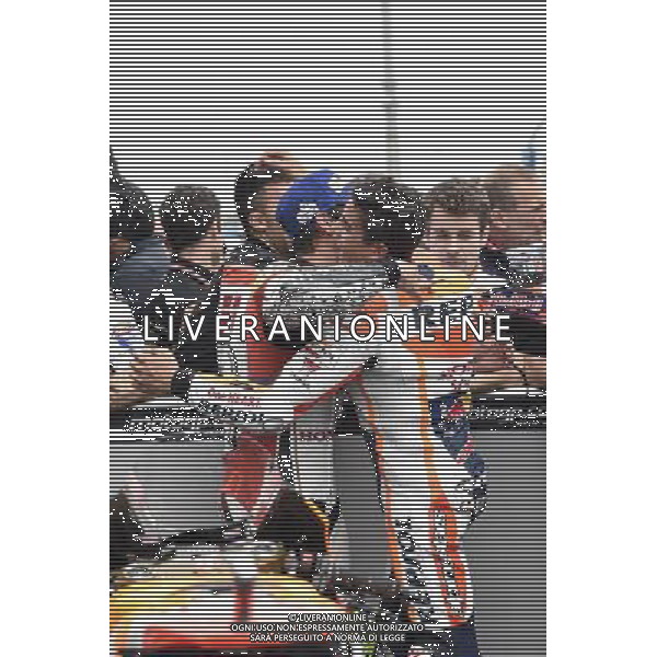 17.07.2016. Sachsenring, Germania. Cal Crutchlow e Marc Marquez. MotoGp Gara Motomondiale Â© PIAZZOLLA / AGENZIA ALDO LIVERANI SAS