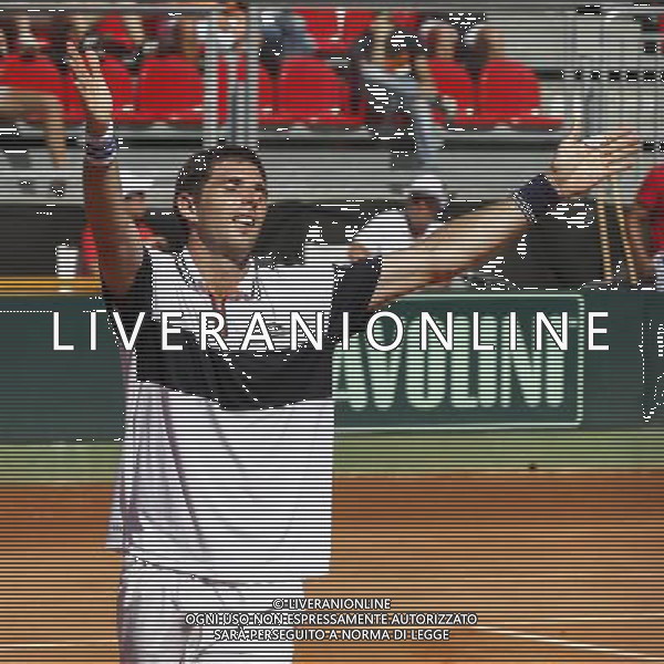 Coppa Davis, Italia vs Argentina, Quarti di finale del gruppo mondiale Davis Cup BNP Paribas, Terzo giorno, FABIO FOGNINI vs FEDERICO DELBONIS, 17/07/2016, nella foto: ESULTANZA FINALE, DELBONIS, Â©Claudio Zamagni/Agenzia Aldo Liverani s.a.s. / AGENZIA ALDO LIVERANI SAS