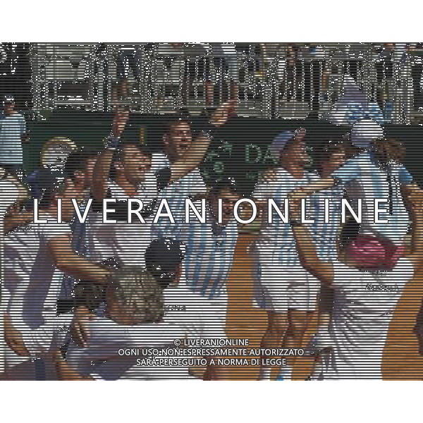 Coppa Davis, Italia vs Argentina, Quarti di finale del gruppo mondiale Davis Cup BNP Paribas, Terzo giorno, FABIO FOGNINI vs FEDERICO DELBONIS, 17/07/2016, nella foto: FESTEGGIAMENTI, ARGENTINA, Â©Claudio Zamagni/Agenzia Aldo Liverani s.a.s. / AGENZIA ALDO LIVERANI SAS