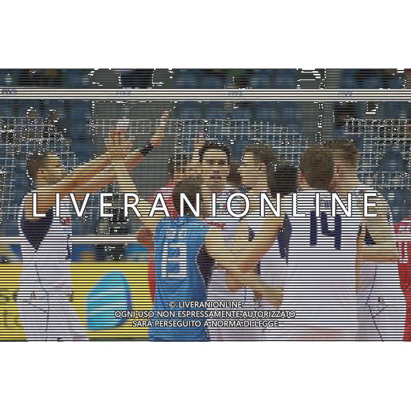 2016.07.17 KRAKOW - TAURON ARENA LIGA SWIATOWA SIATKOWKA MECZ O 3 MIEJSCE FRANCJA - WLOCHY NZ MATTEO PIANO WLOCHY ENRICO CESTER WLOCHY FOT LUKASZ WIESZALA / FOKUSMEDIA / NEWSPIX.PL --- Newspix.pl/ AGENZIA ALDO LIVERANI SAS - ITALY ONLY - EDITORIAL USE ONLY- FRANCIA - ITALIA Volley Men World League 2016 - FINAL SIX ( 3-4 POSTO ) CRACOVIA POLONIA 17/07/2016