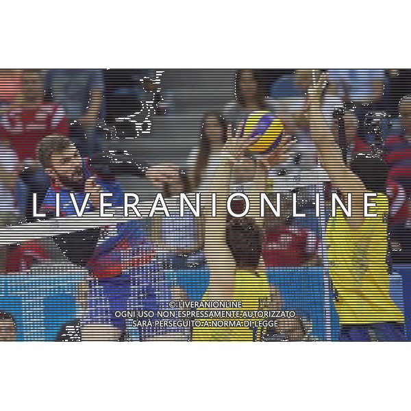 17.07.2016 KRAKOW TAURON ARENA UL. LEMA 7 ( POLAND ) SIATKOWKA MEZCZYZN ( MEN\'S VOLLEYBALL ) FINAL LIGI SWIATOWEJ 2016 - FINAL SIX ( FIVB WORLD LEAGUE FINALS KRAKOW 2016 ) MECZ FINALOWY SERBIA - BRAZYLIA ( FINALS GAME 1-2 PLACES GAME SERBIA - BRAZIL) NZ (L) ISAC SANTOS FOTO JAKUB PIASECKI / CYFRASPORT / NEWSPIX.PL --- Newspix.pl/ AGENZIA ALDO LIVERANI SAS - ITALY ONLY - EDITORIAL USE ONLY- SERBIA - BRASILE Volley Men World League 2016 - FINAL SIX (FINALE ) CRACOVIA POLONIA 17/07/2016