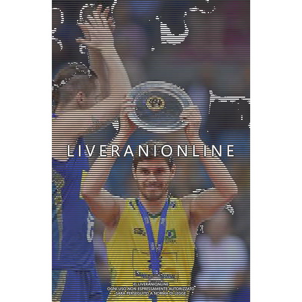 2016.07.17 Krakow Siatkowka mezczyzn Liga Swiatowa 2016 Finaly final Serbia - Brazylia N/z medal ceremony team Brazil Foto Lukasz Laskowski / PressFocus 2016.07.17 Men Volleyball World League Finals final game Serbia vs Brazil medal ceremony team Brazil Credit: Lukasz Laskowski / PressFocus / NEWSPIX.PL --- Newspix.pl/ AGENZIA ALDO LIVERANI SAS - ITALY ONLY - EDITORIAL USE ONLY- SERBIA - BRASILE Volley Men World League 2016 - FINAL SIX (FINALE ) CRACOVIA POLONIA 17/07/2016